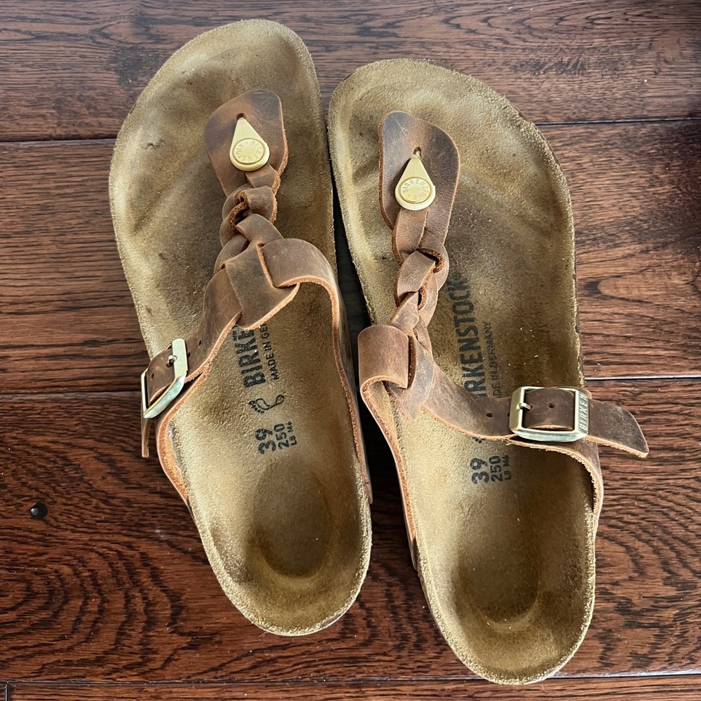 Birkenstock lightly used! Size 39